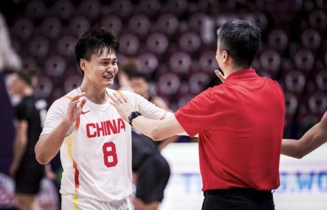 郭士强昔日采访：我要的是12个能拼命，在场上5个玩命的球员