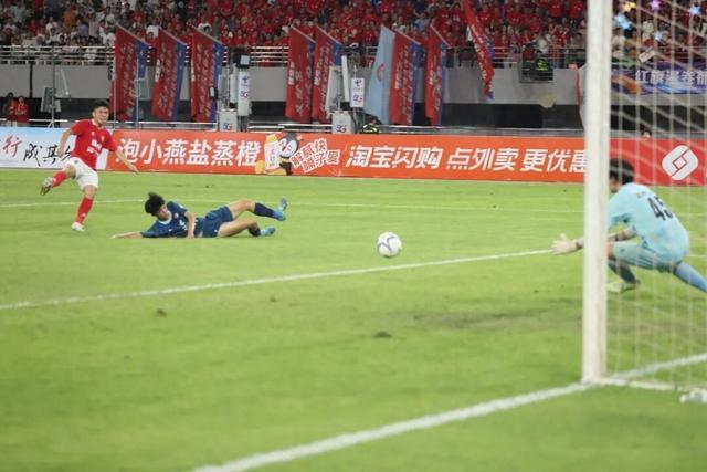 九游娱乐-2:0！赣州队再进一球！