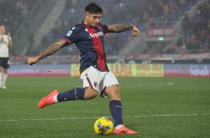 TYC：卡斯特罗周一训练脚踝受伤，因此缺席对阵巴西的比赛